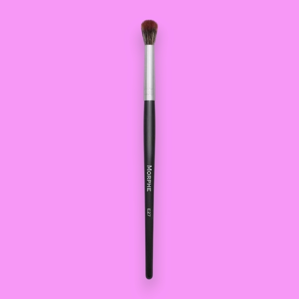 Morphe E27 Pro Round Blender Eyeshadow Brush